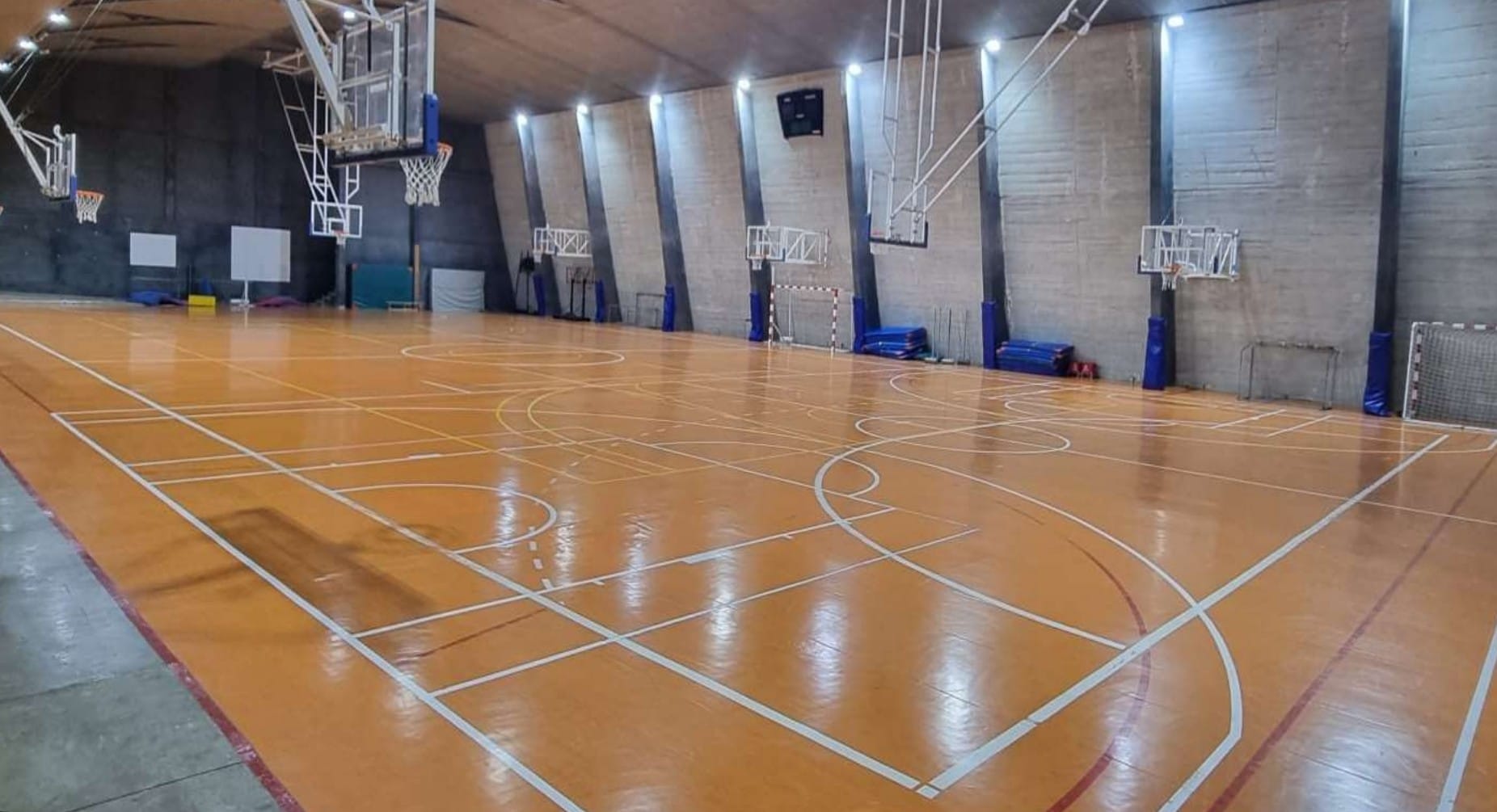 73cb9da9-41ba-46a6-b9d2-7e86d1615aad