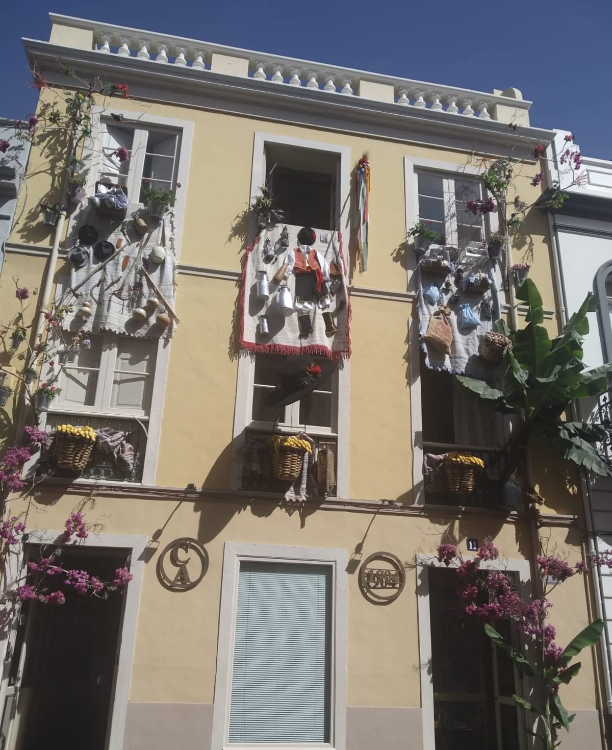 163bb020-4ec5-4e43-9f53-52aaf4689ae2