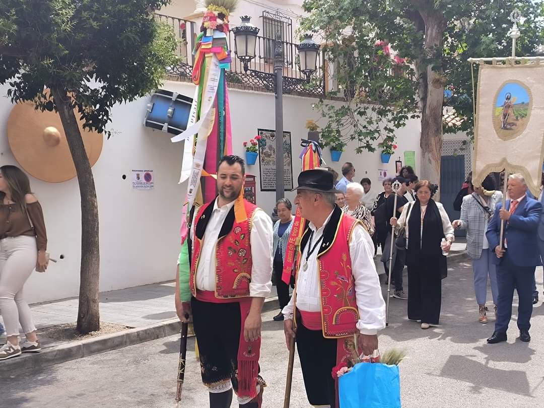 4ded85a1-db31-4fa5-afbe-49d84794dd08