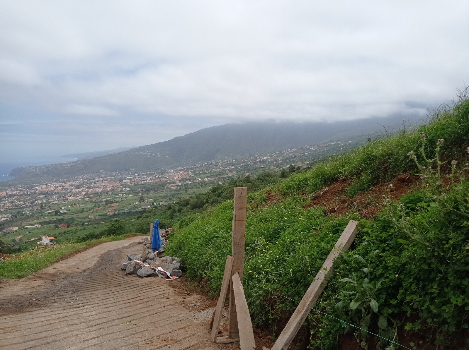 0b3f94a9-061a-40a1-8d22-d7fc9bb0d5c5