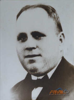 37 - Buenaventura Machado Hernández