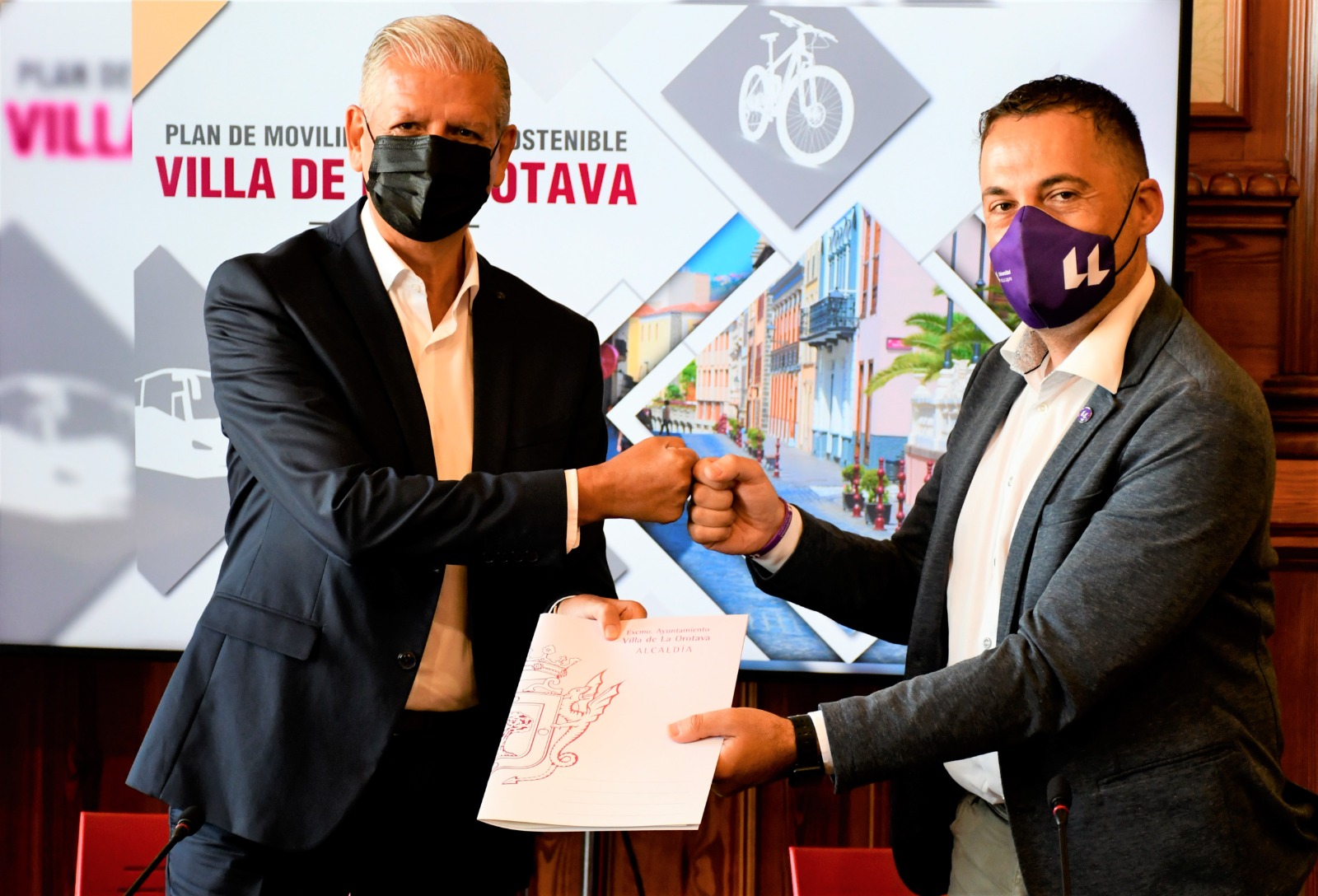 El Ayuntamiento de La Orotava firma convenio con la ULL para la elaboración del Plan de Movilidad Urbana Sostenible El Ayuntamiento de La Orotava firma convenio con la ULL para la elaboración del Plan de Movilidad Urbana Sostenible