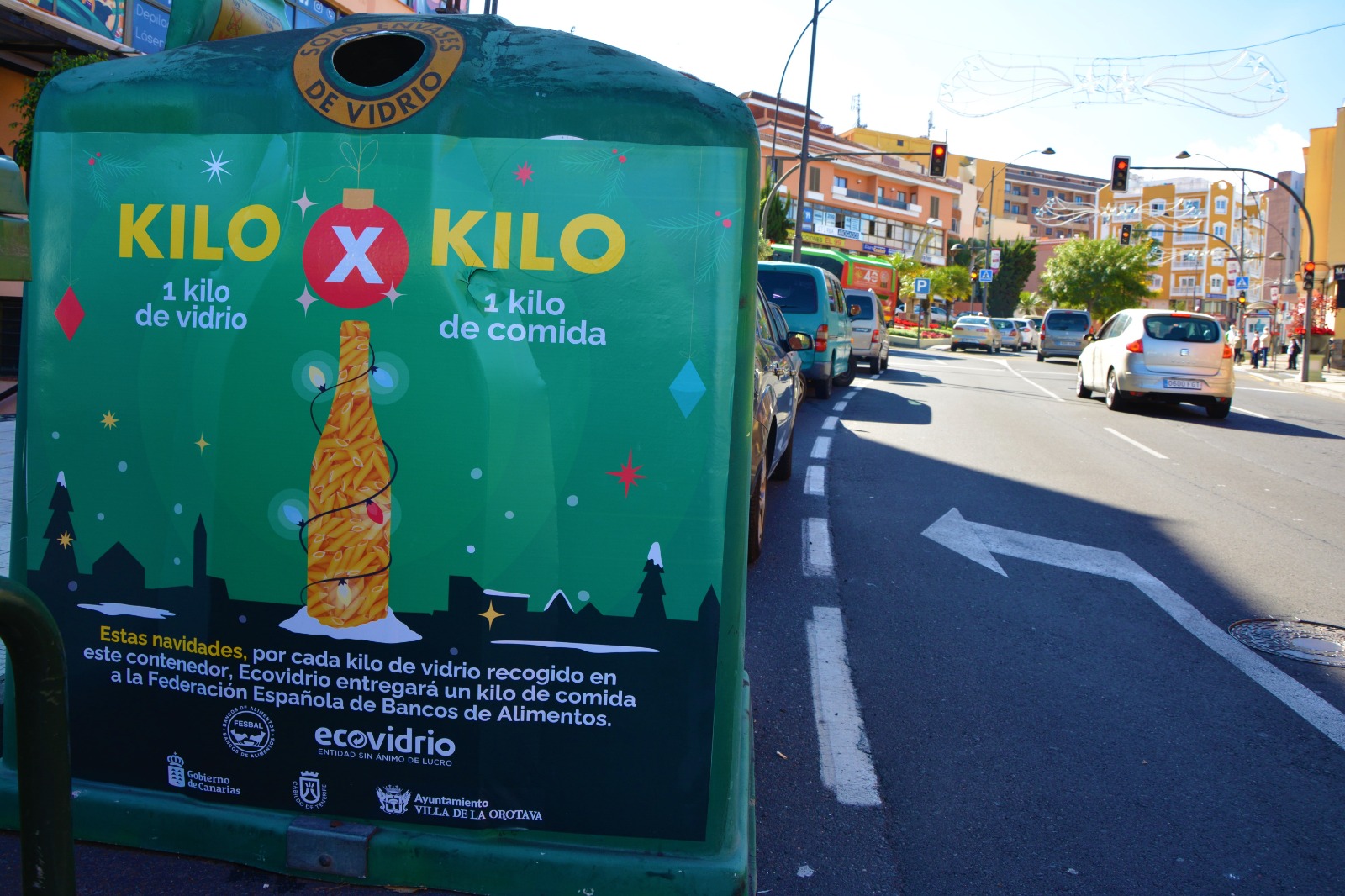 El Ayuntamiento de La Orotava y Ecovidrio retan a los ciudadanos a intercambiar kg de envases de vidrio por kg de alimentos para los Bancos de Alimentos Los envases de vidrio depositados por los ciudadanos en los 2 contenedores que se han instalado en la localidad se convertirán en comida que los Bancos de Alimentos repartirán entre los más necesitados