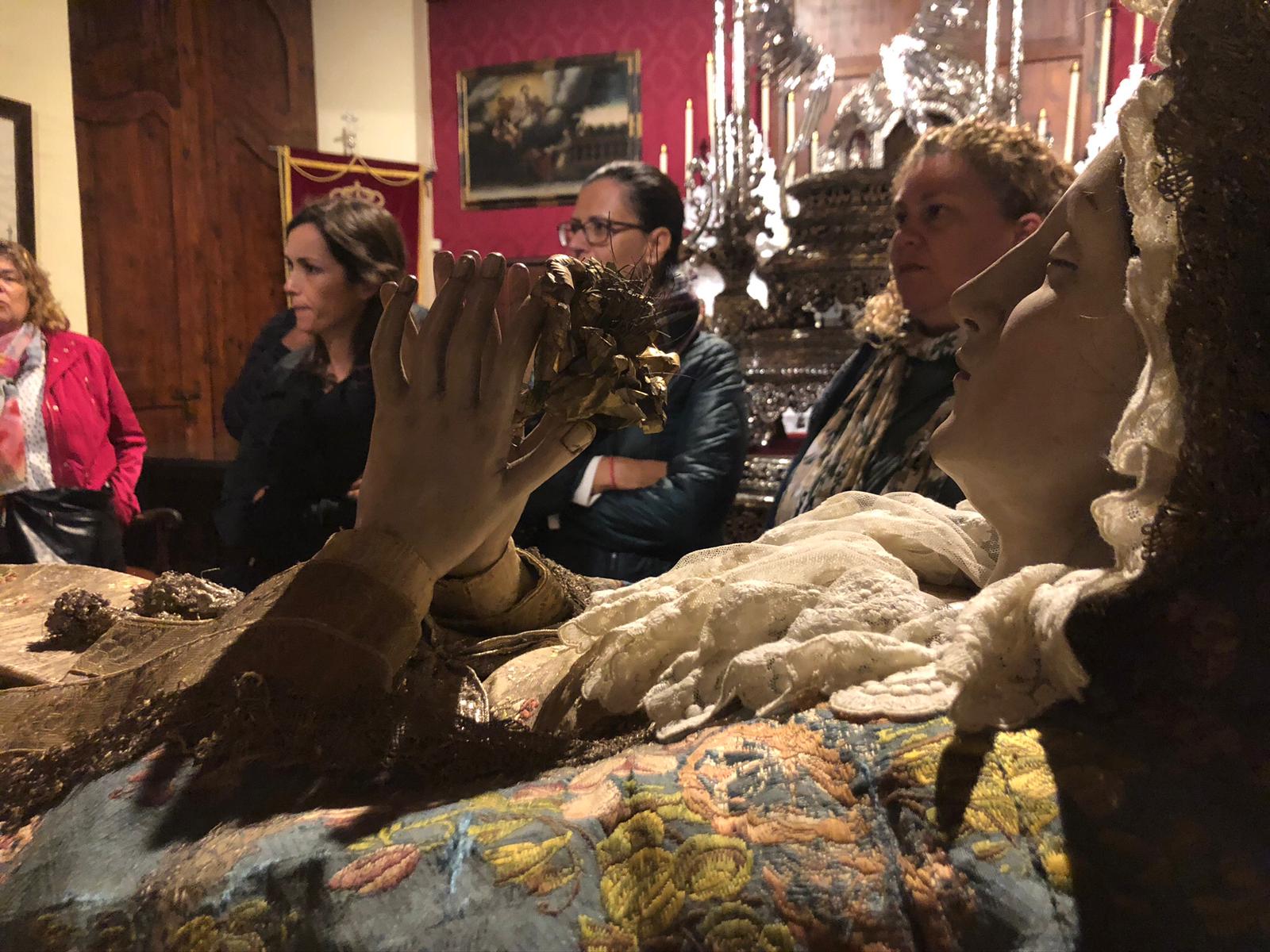 Patrimonio Cultural de La Orotava oferta actividades por Finados para recuperar antiguas tradiciones y señas de identidad El jueves 28 de octubre, el periodista José Gregorio González, ofrecerá la conferencia ‘Canarias, territorio de aparecidos, brujas, luces errantes y animeros’, en el Auditorio Francisco Álvarez de La Perdoma