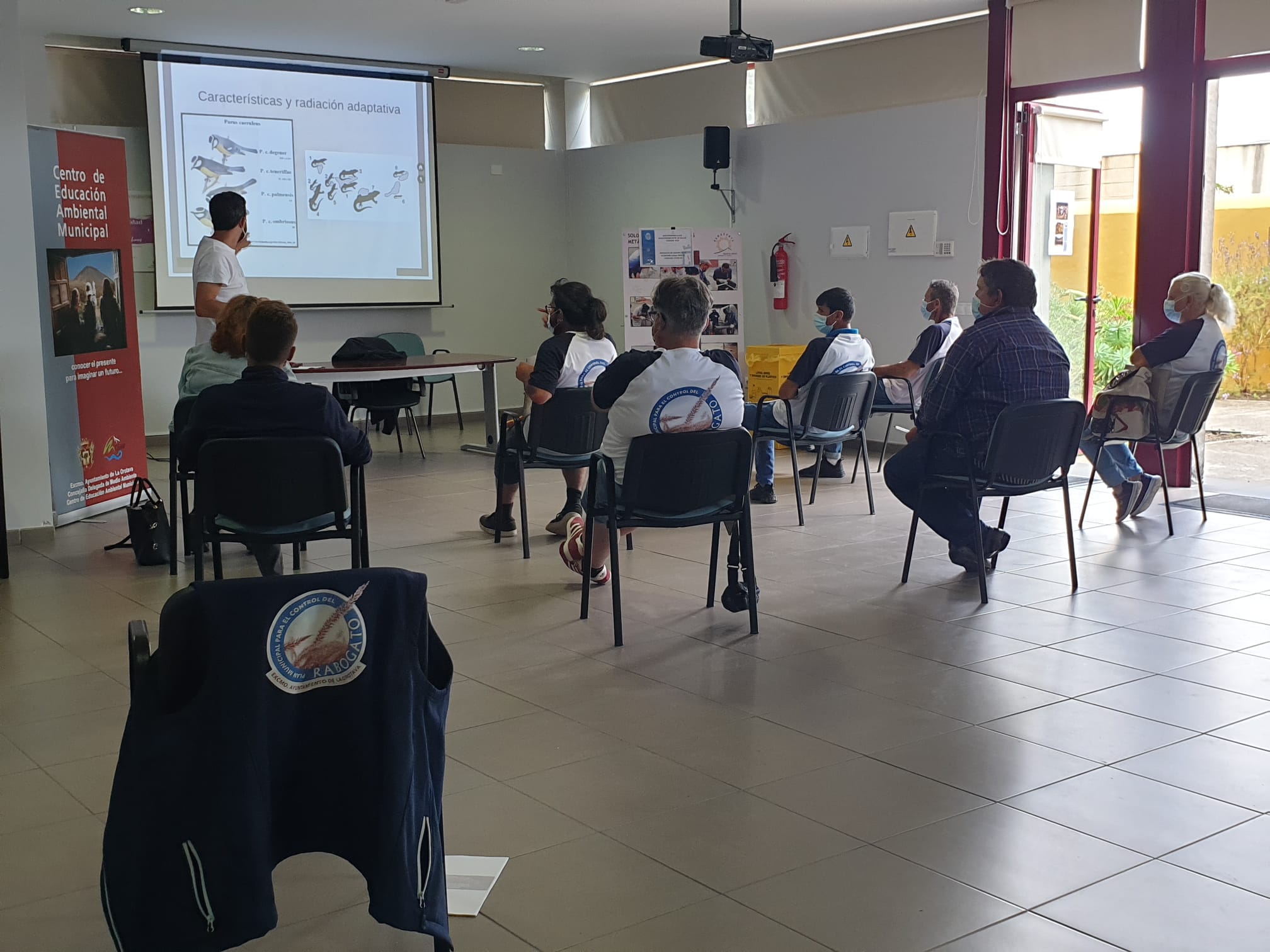 Medio Ambiente ofrece formación específica sobre control de fauna y flora exótica invasoras Las jornadas formativas, que se celebraron el pasado 14 y 15 de abril, estuvieron dirigidos a los empleados y empleadas de los servicios de limpieza del Ayuntamiento de La Orotava