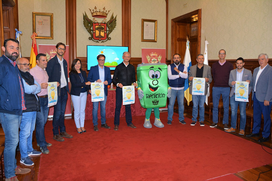 Presentación de la Feria Sostenible con la mascota Reciclón La Orotava acogerá el próximo viernes la I Feria ‘La Orotava Sostenible’