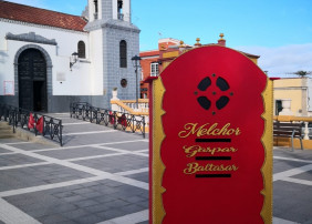 Desde este viernes se  han distribuido por las principales zonas comerciales del municipio villero los buzones para que los más pequeños de la casa puedan hacer ya sus encargos a los Reyes Magos de Oriente