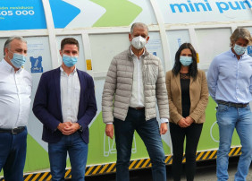 El consejero de Desarrollo Sostenible y Lucha Contra el Cambio Climático, Javier Rodríguez, indica que el Cabildo trabaja por hacer llegar a la ciudadanía el mensaje de la importancia de la separación de residuos en origen, y este es uno de los objetivos de la itinerancia de esta instalación 