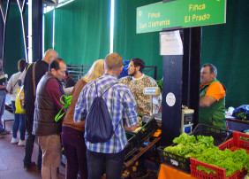 Las obras de cerramiento del Mercadillo Valle de La Orotava, antes de que acabe el semestre