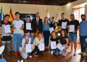 El Ayuntamiento villero formó a una treintena de jóvenes como monitores deportivos 